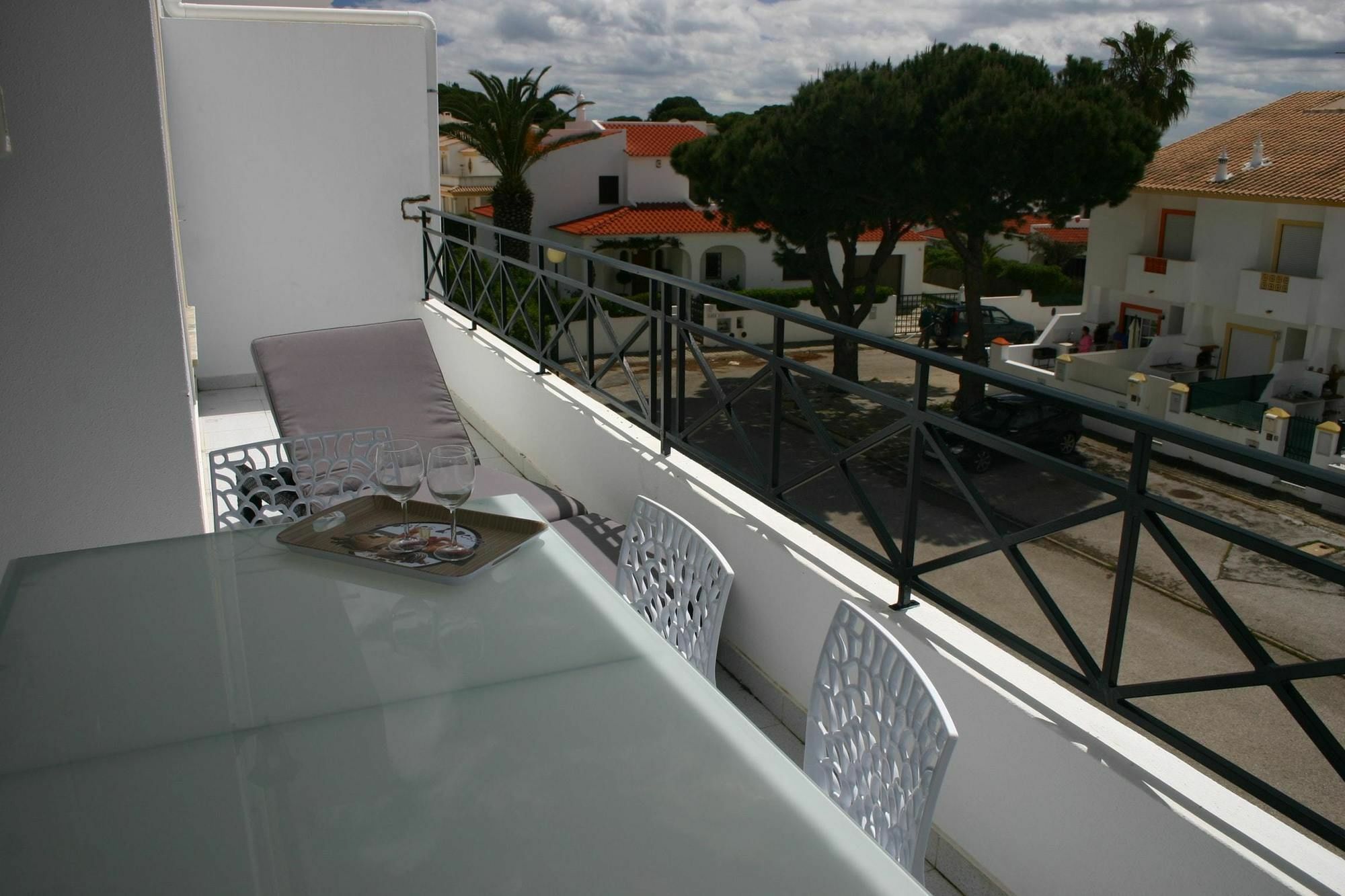 With 2 Bedrooms In Albufeira, With Wonderful View, Pool